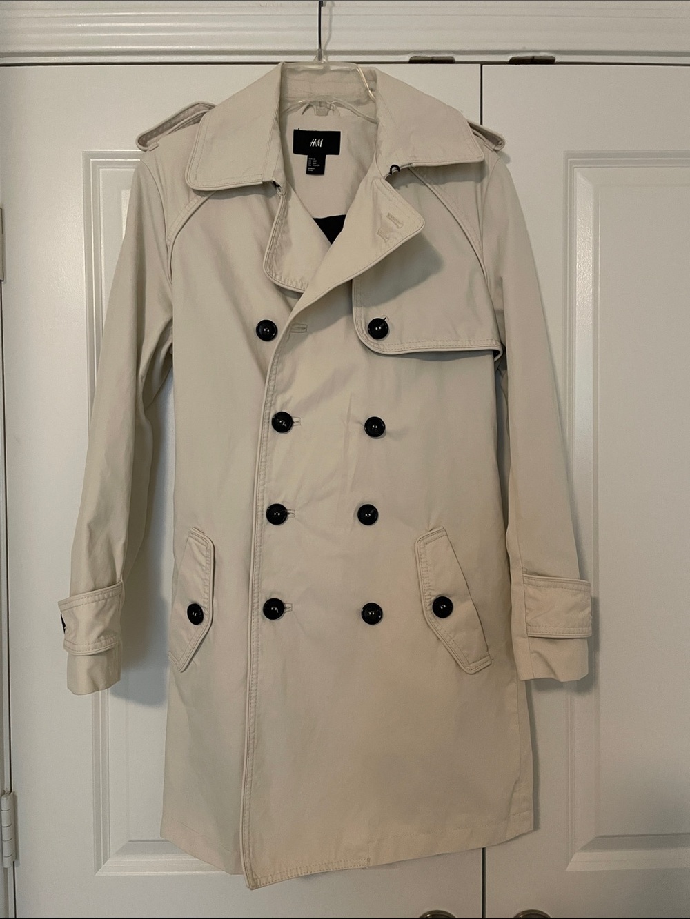 H&M Men's Beige Double-Breasted Trench Coat 36R